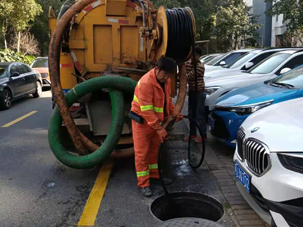 长汀排污管道清淤