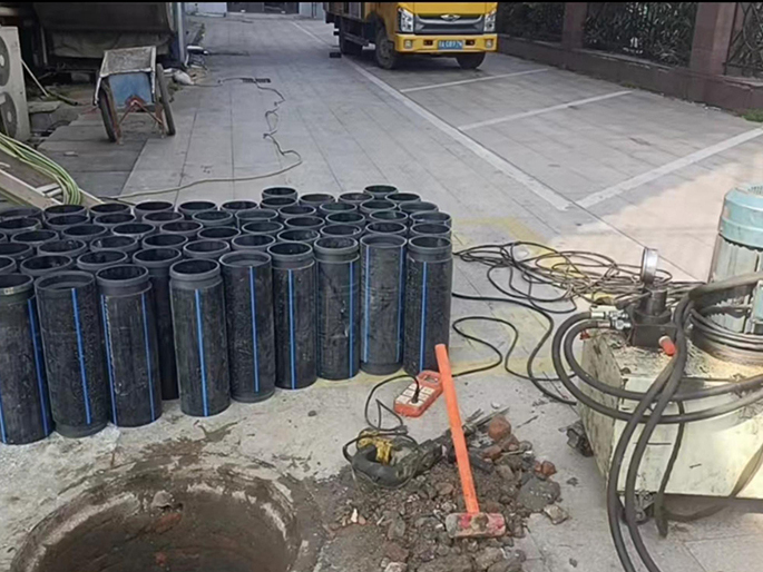长汀PE置换管厂家 DN315置换管 非开挖管短管置换